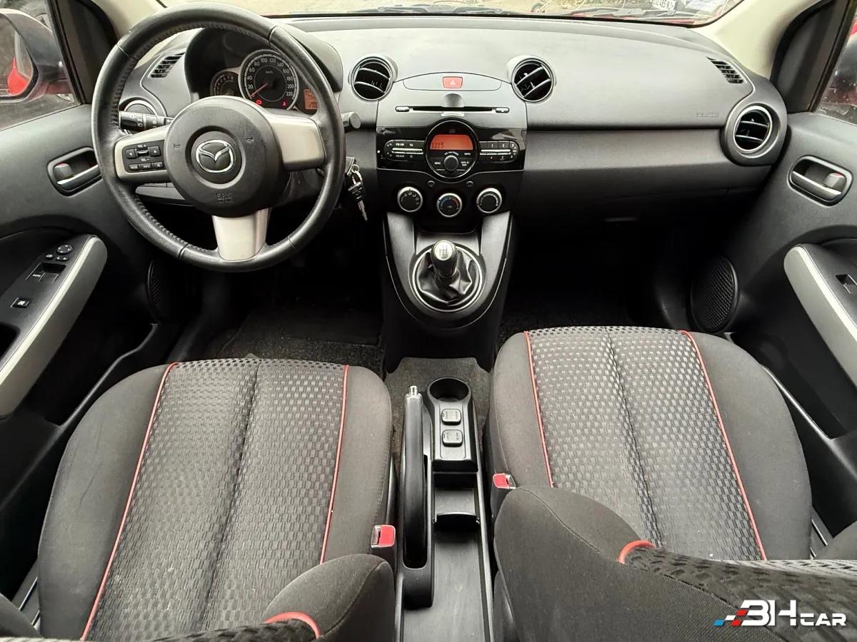 Aperçu indisponible de Mazda 2