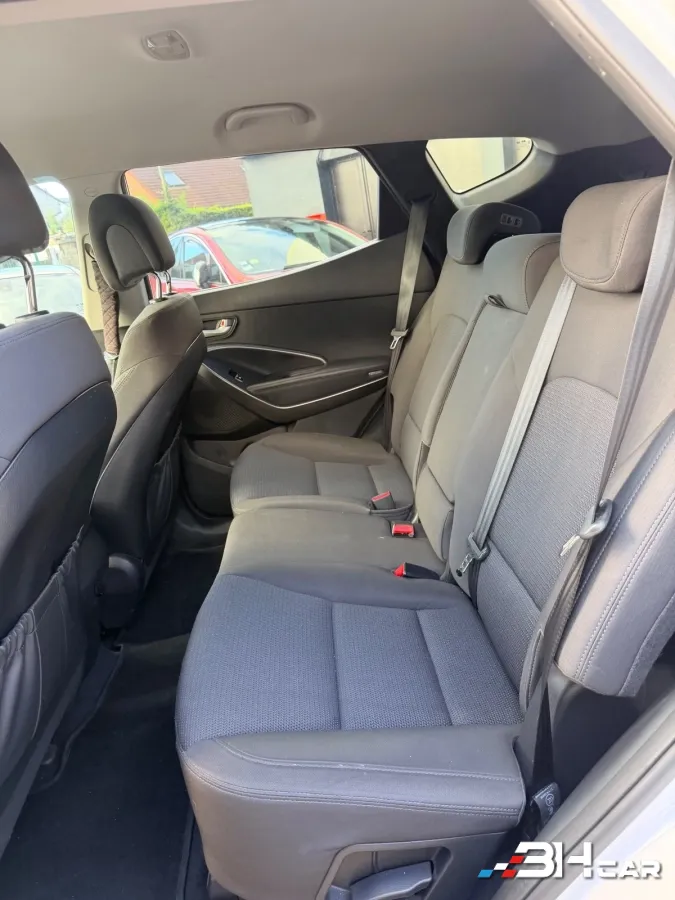 Hyundai Santa Fe - photo 12