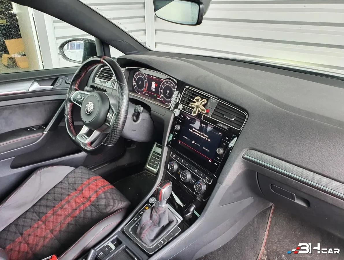 Aperçu indisponible de Volkswagen Golf