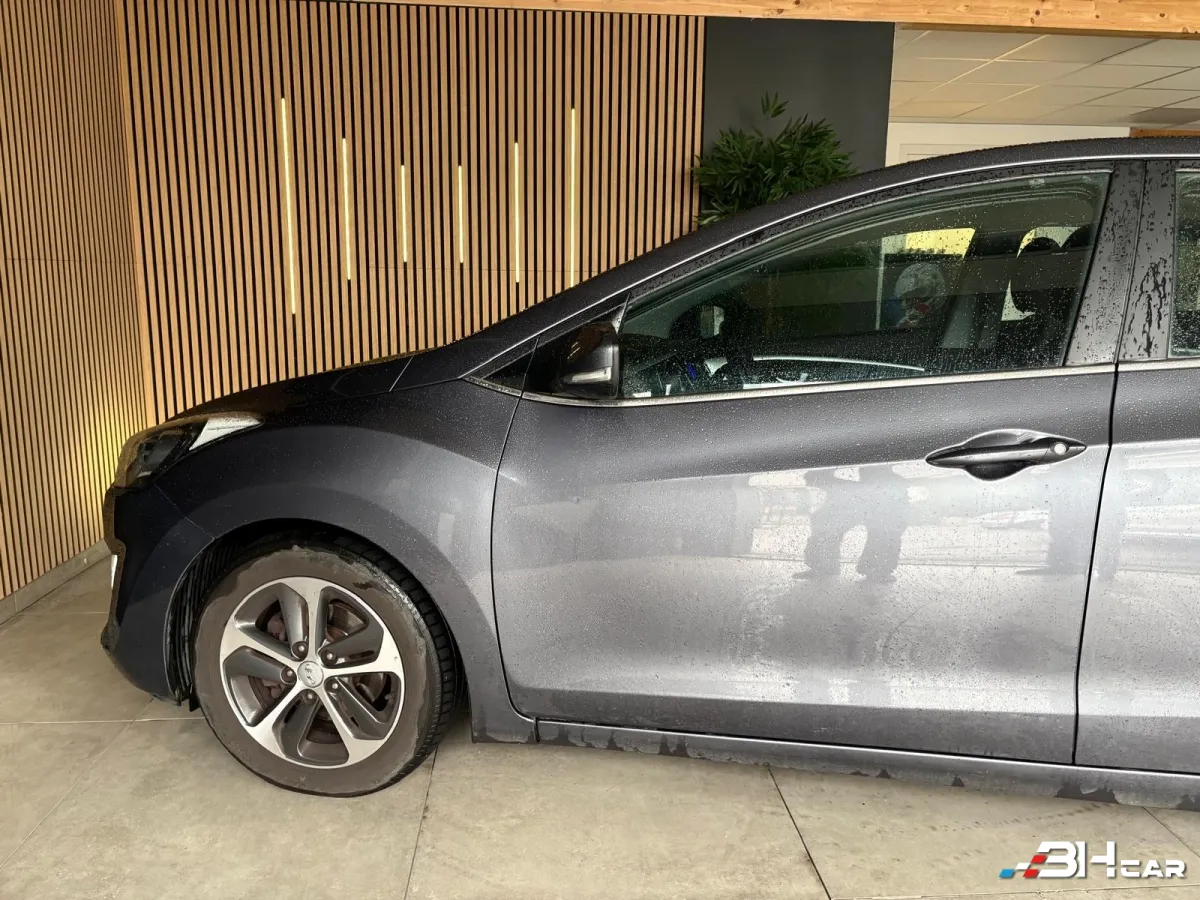 Hyundai I30 - photo 4