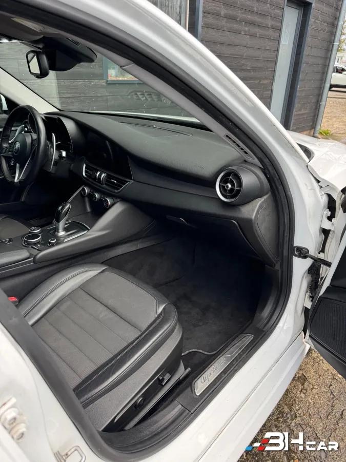 Aperçu indisponible de Alfa Romeo Giulia