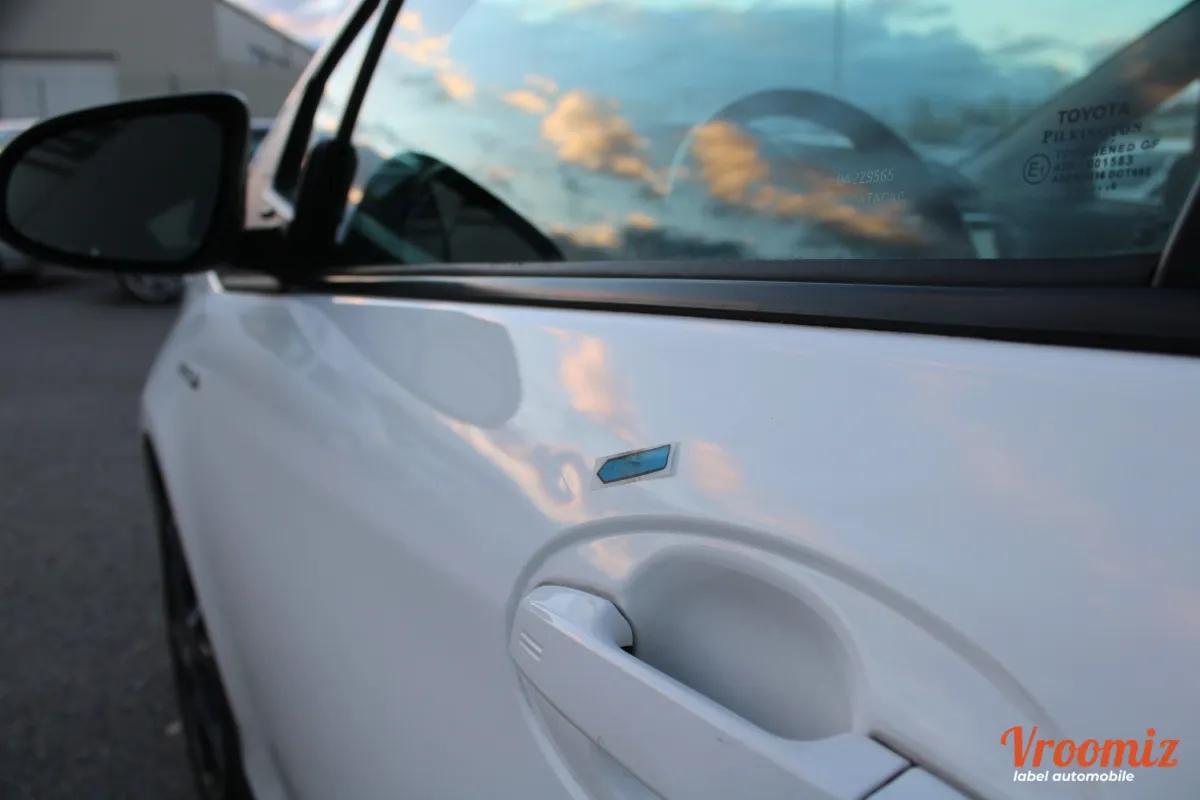 TOYOTA Yaris 3 phase 2 HSD 100h Design 5p