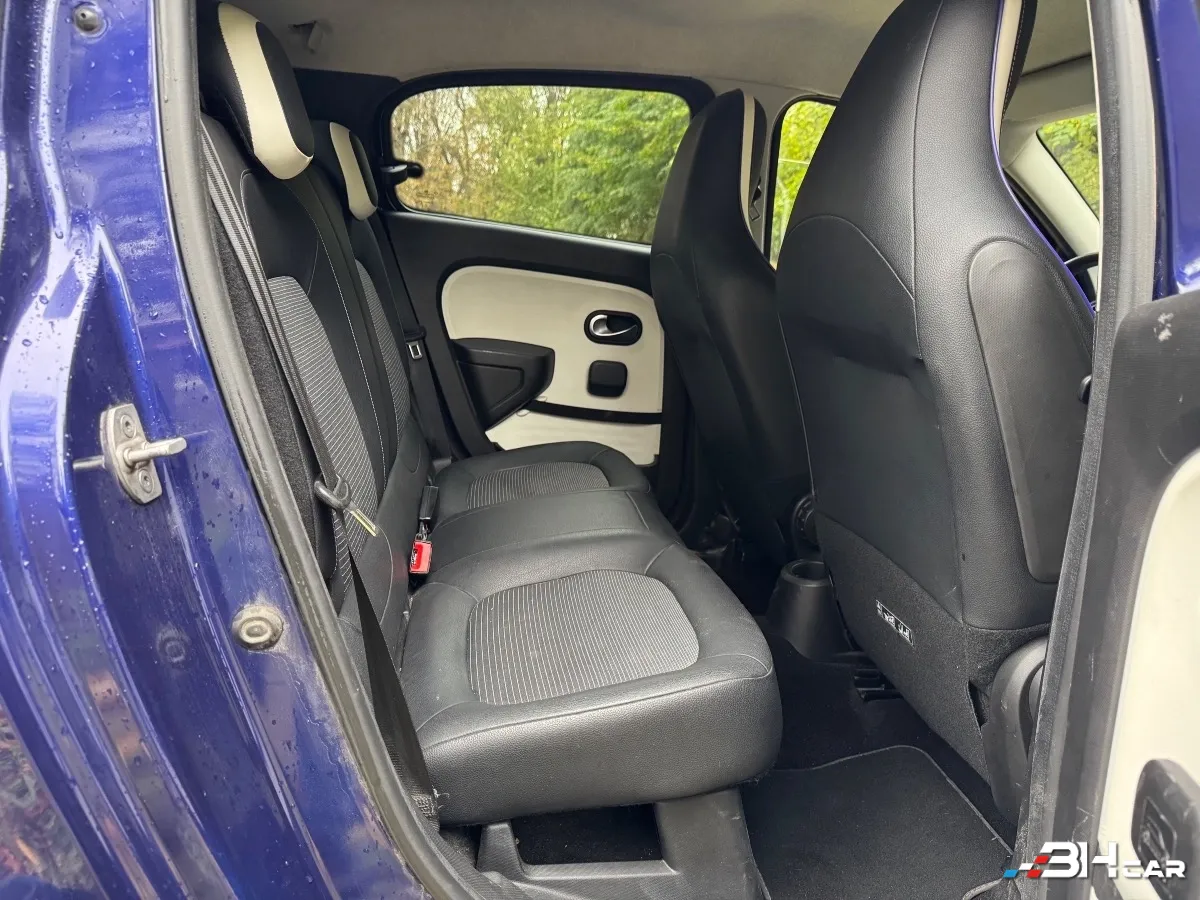 Renault Twingo - photo 14