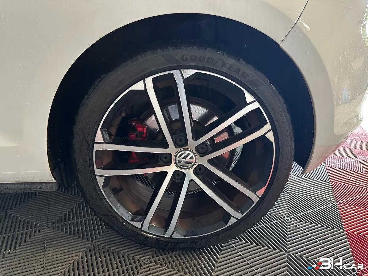 Aperçu indisponible de Volkswagen Golf