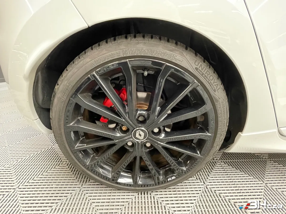 Renault Clio - photo 29