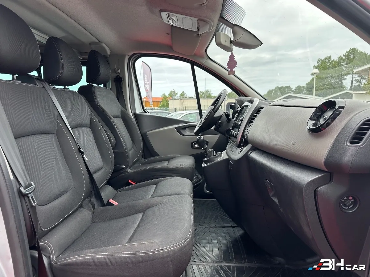 Renault Trafic - photo 9