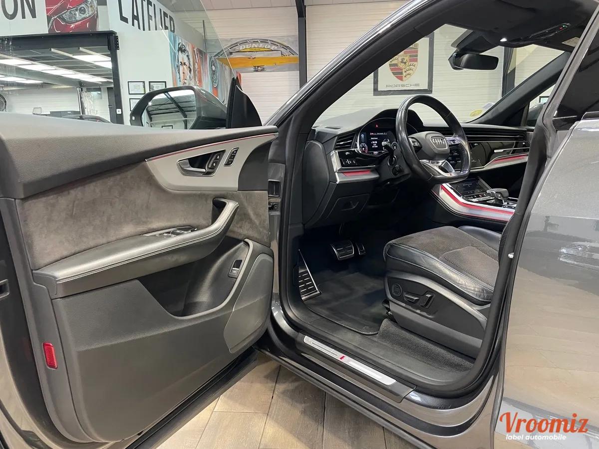Audi Q8 