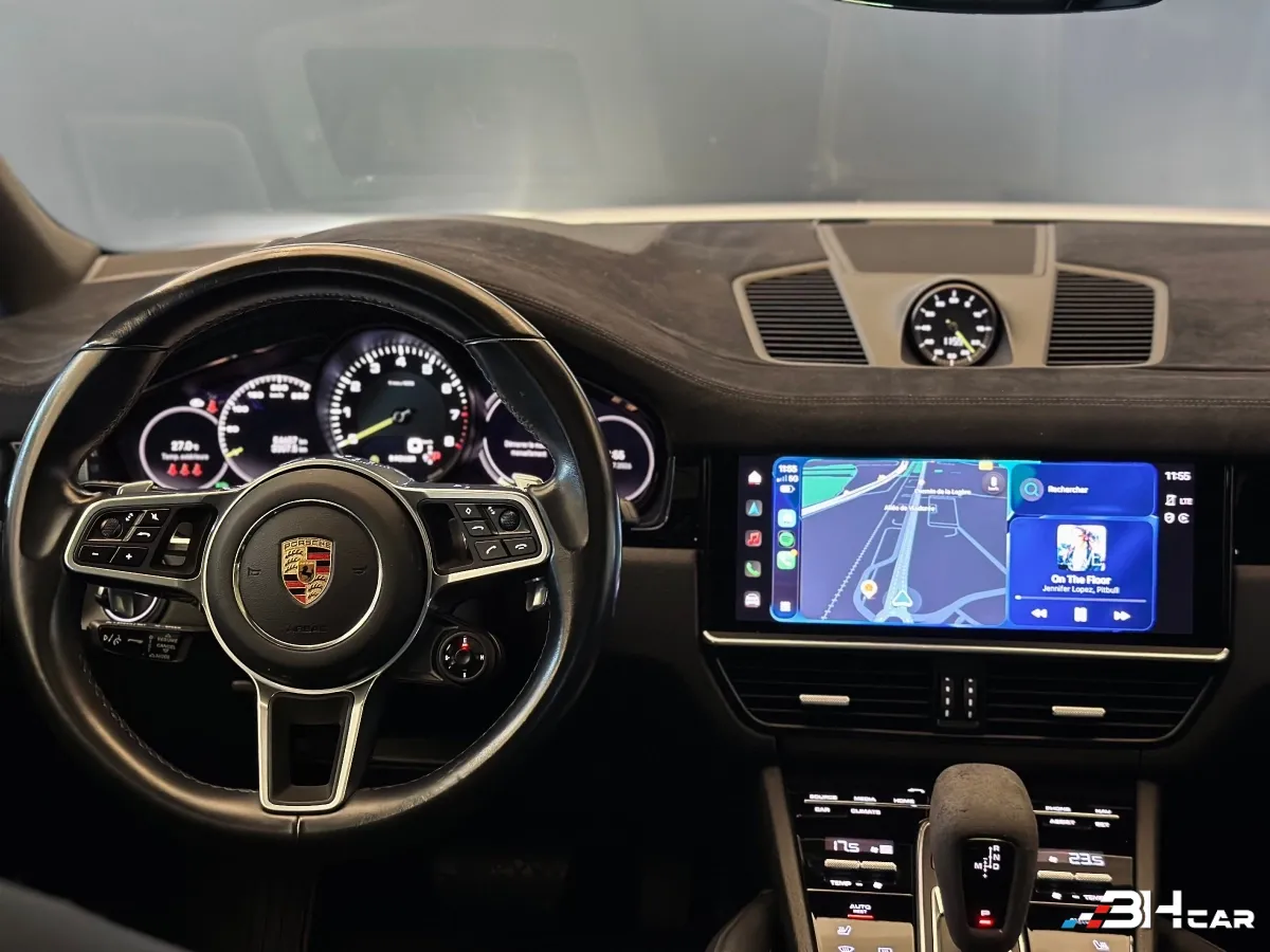 Porsche Cayenne - photo 14