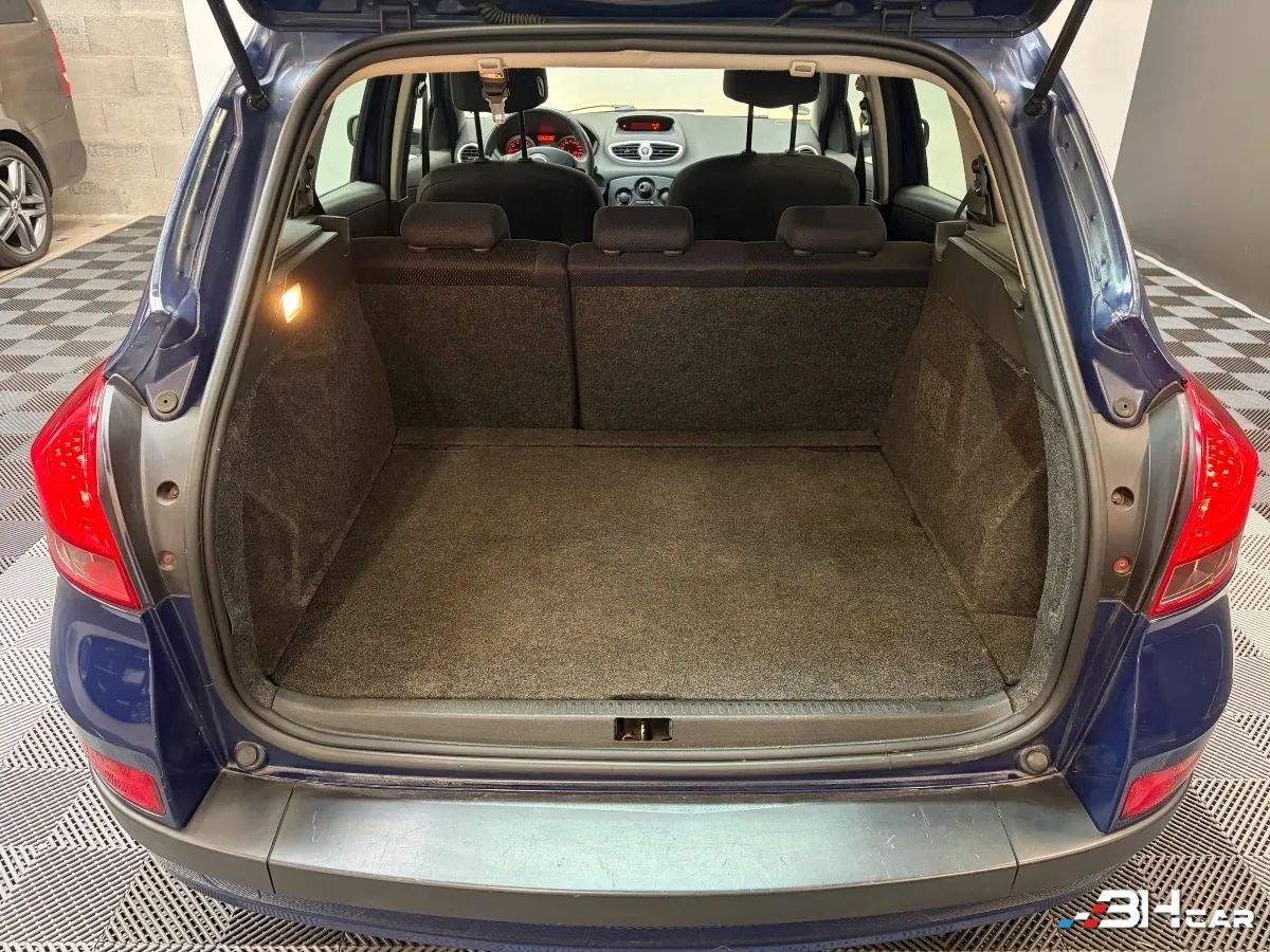 Renault Clio - photo 12