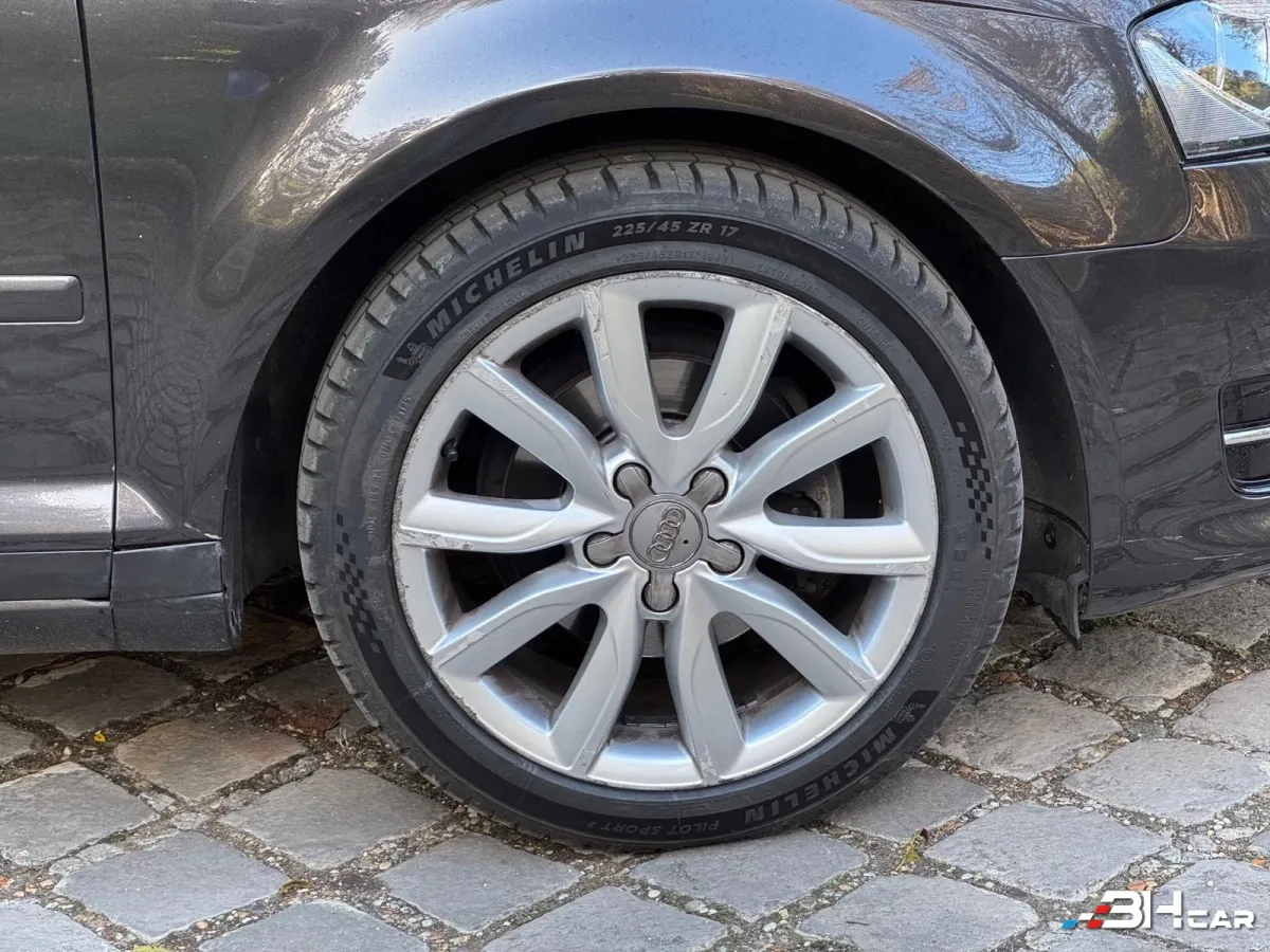 Audi A3 - photo 17