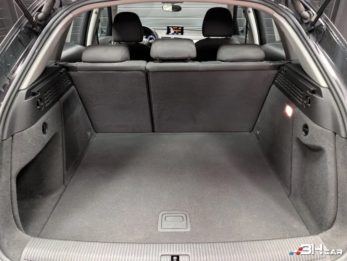 Audi Q3 - photo 25