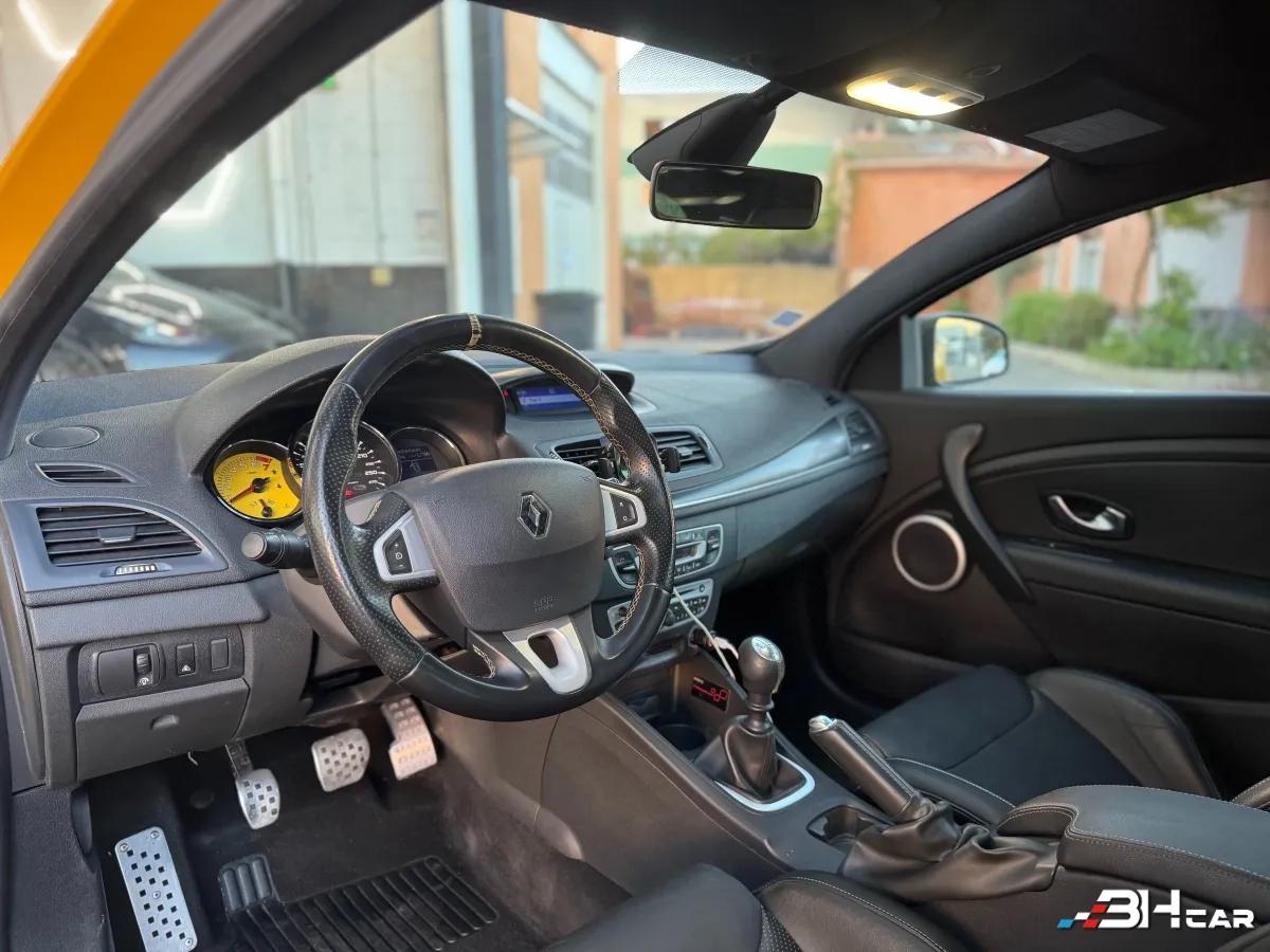 Aperçu indisponible de RENAULT Megane