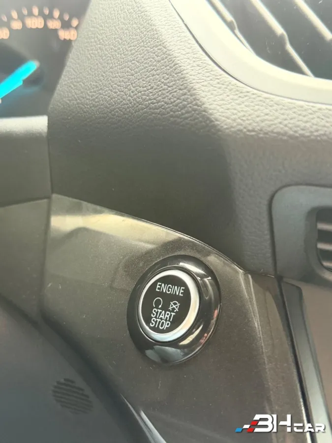 Ford Kuga - photo 11