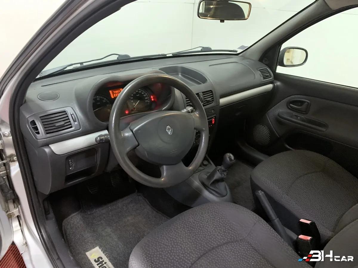 Aperçu indisponible de RENAULT Clio