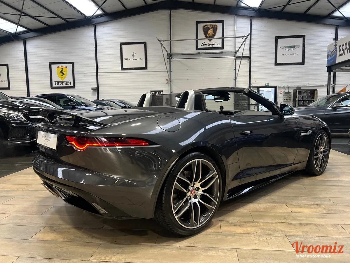 Jaguar F-type 