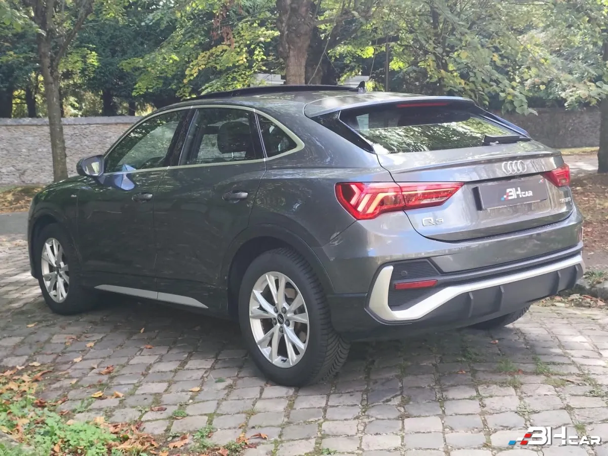 Audi Q3 - photo 5
