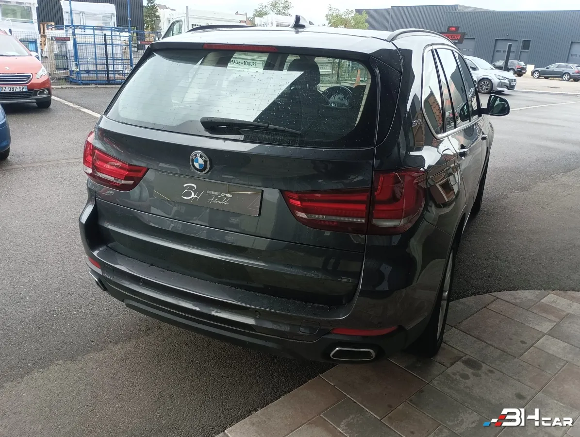 Bmw X5 - photo 5