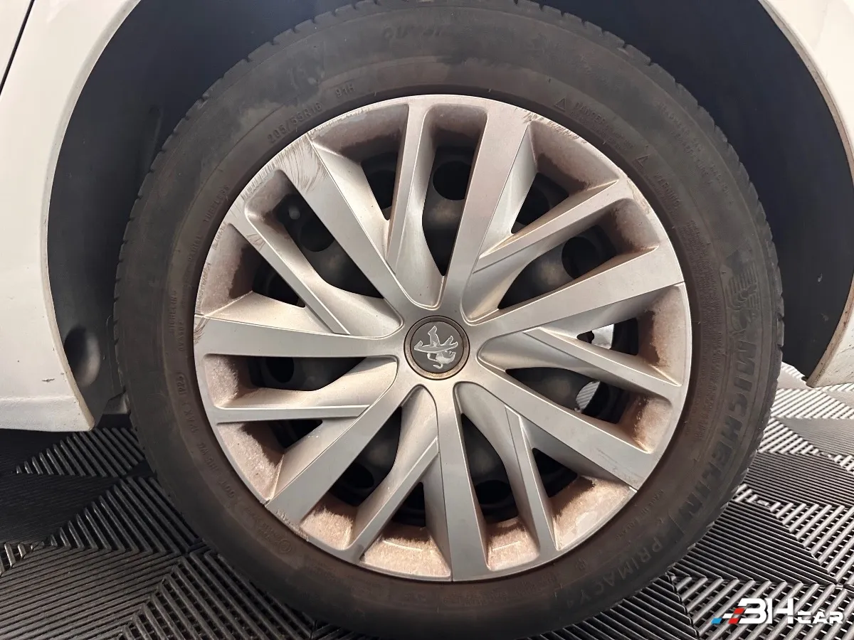 Peugeot 308 - photo 19