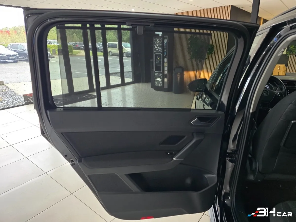 Volkswagen Touran - photo 20