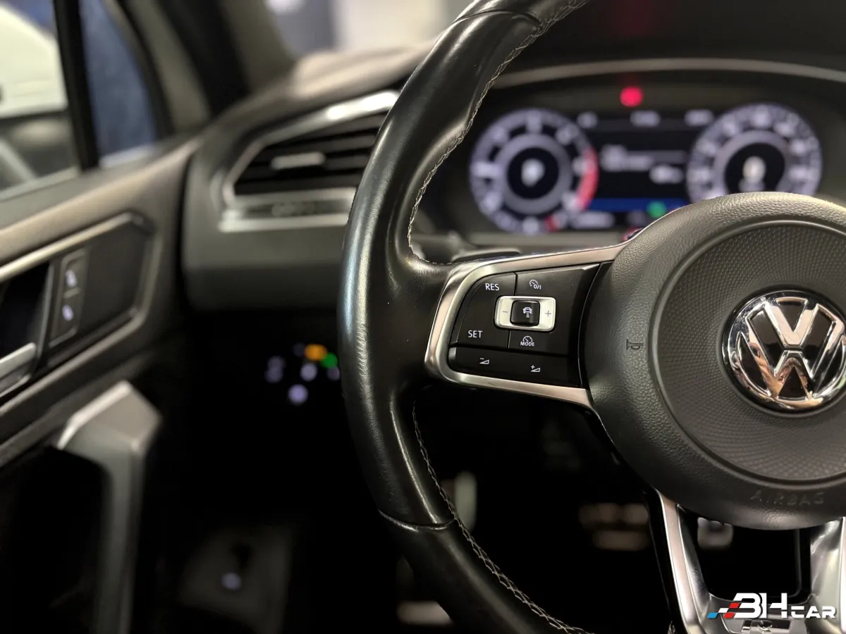 Volkswagen Tiguan - photo 29