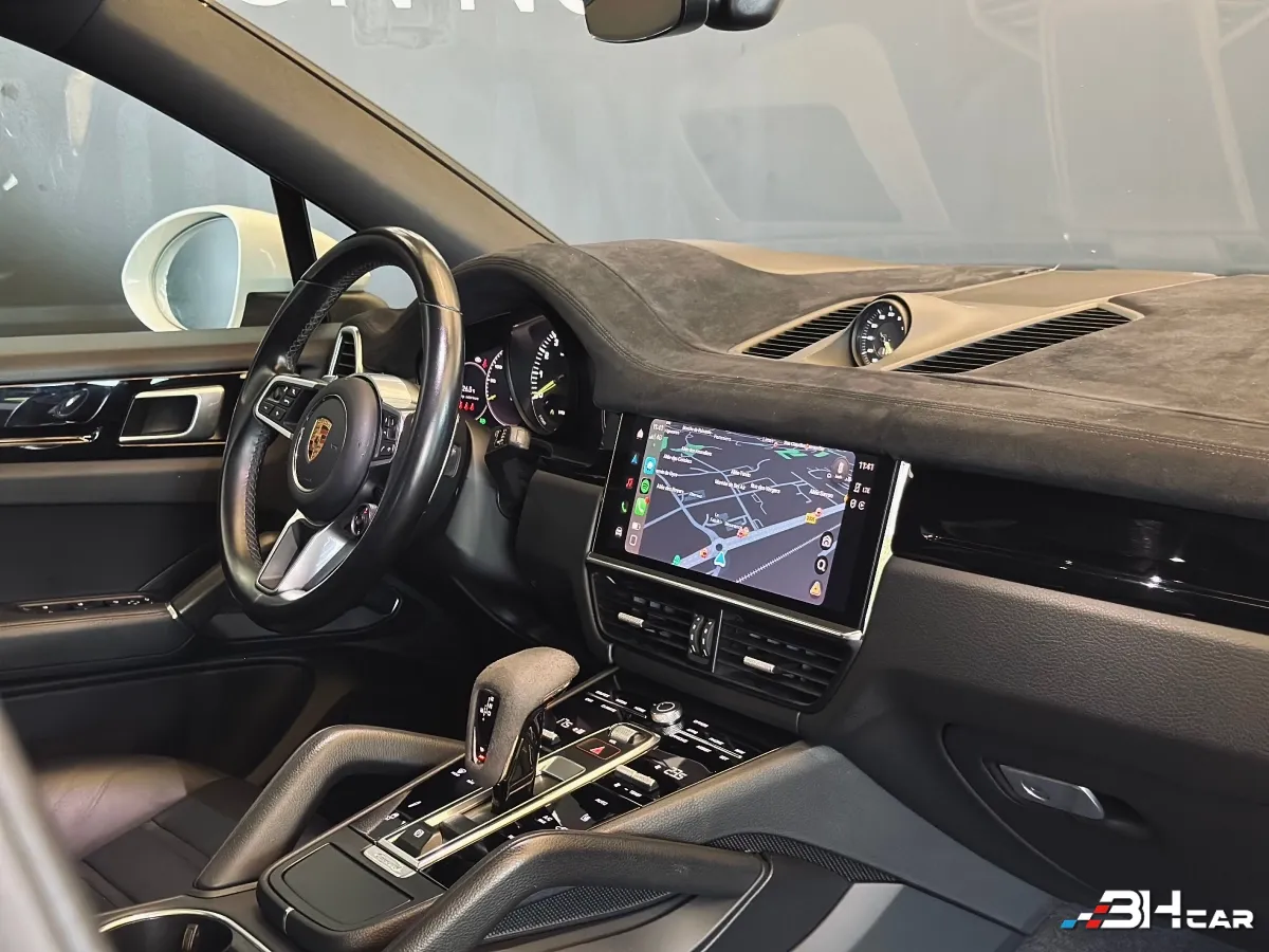 Porsche Cayenne - photo 9