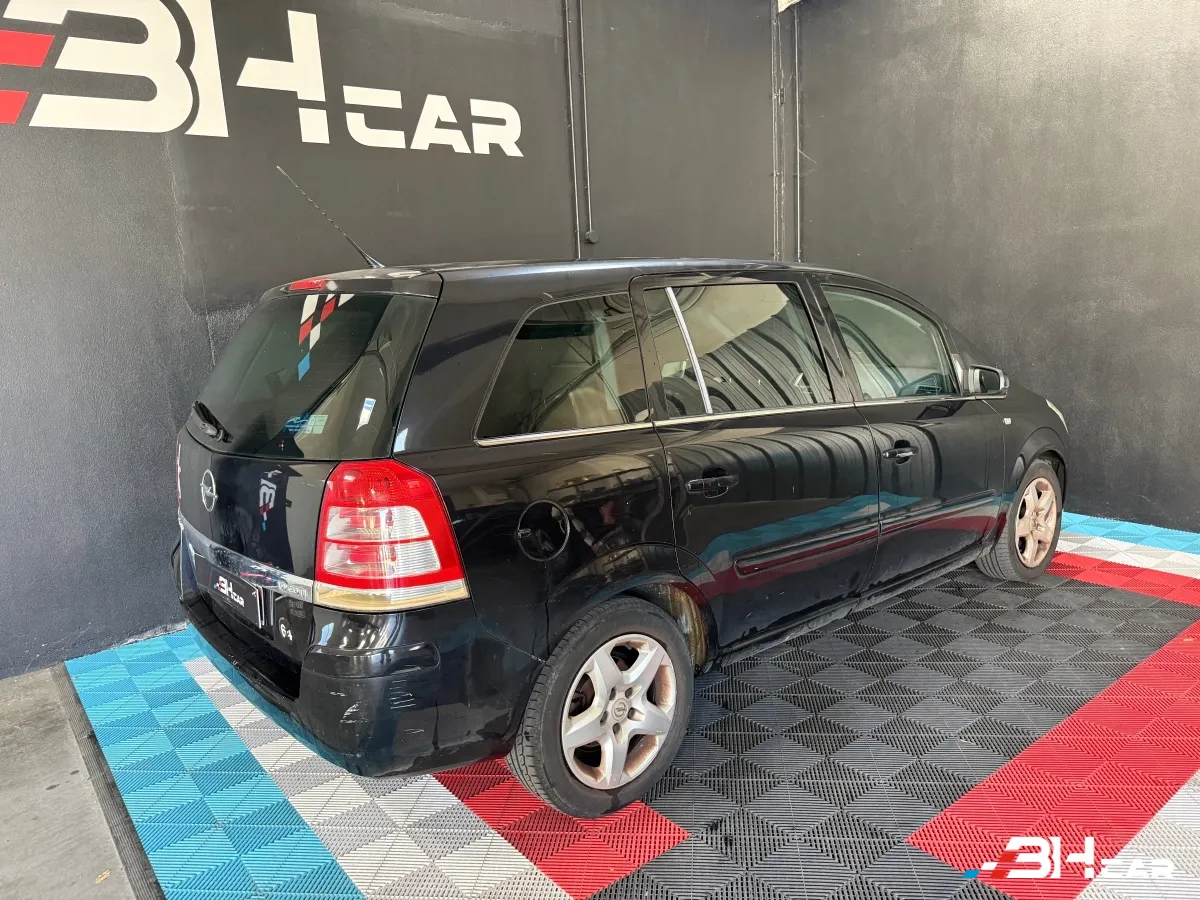 Opel Zafira - photo 6
