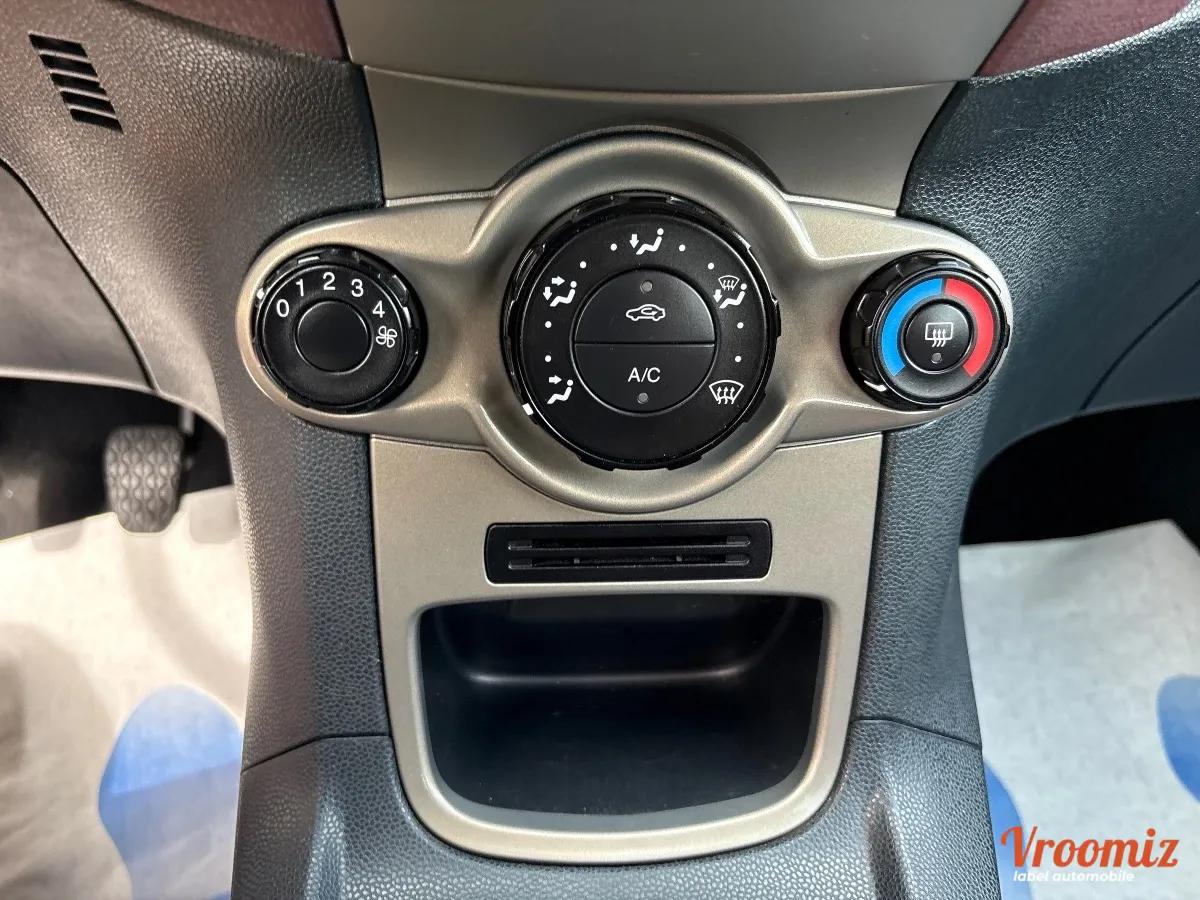 Ford Fiesta 1.4 TDCI 70 AMBIENTE