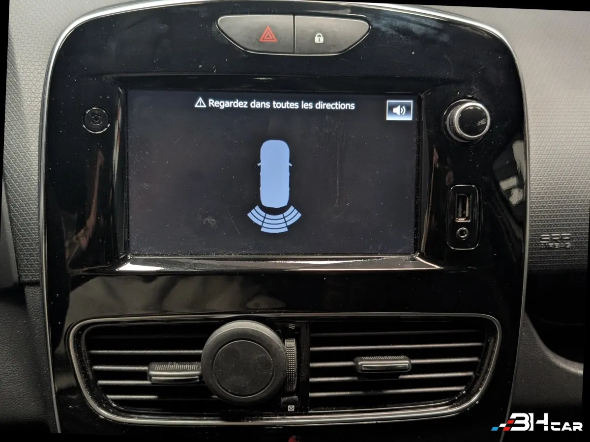 Renault Clio - photo 11