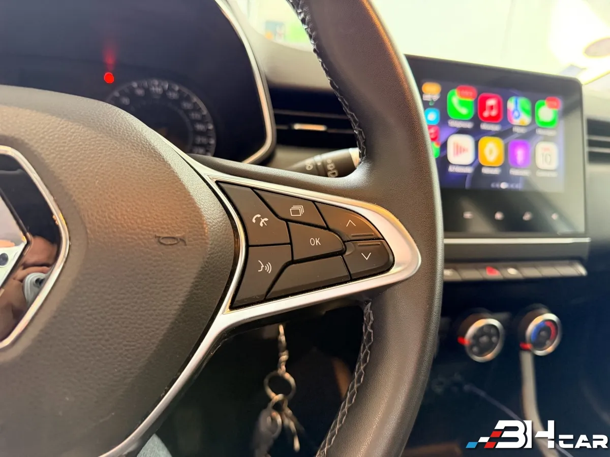 Renault Clio - photo 18