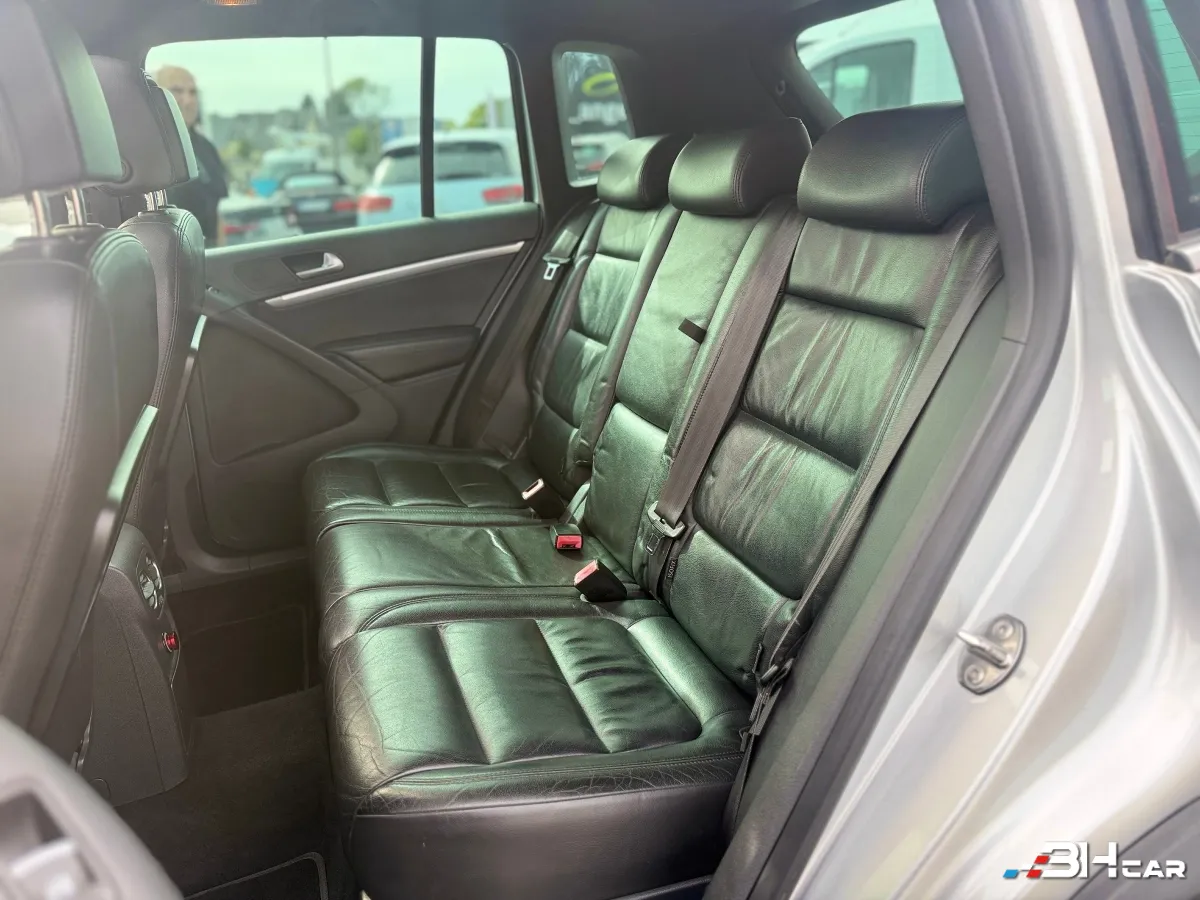 Volkswagen Tiguan - photo 15