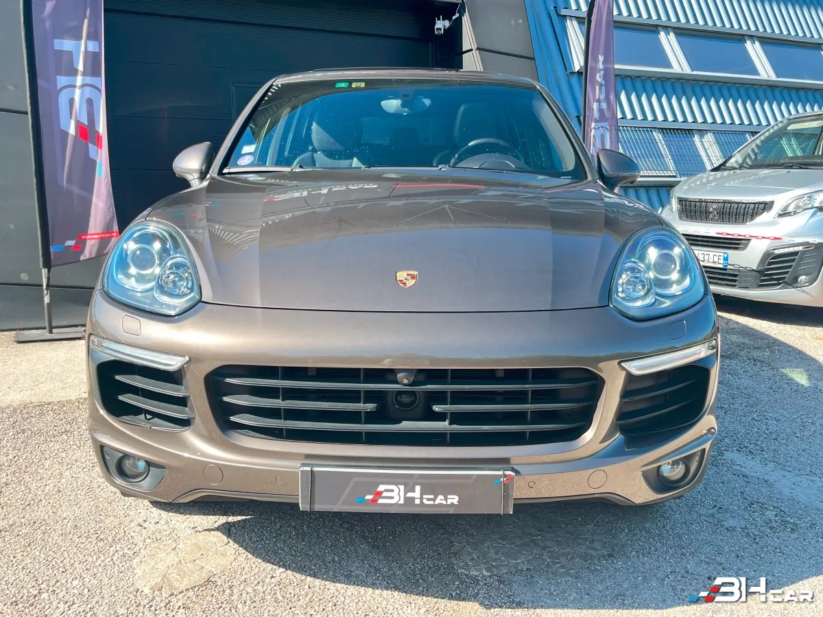 Porsche Cayenne - photo 3