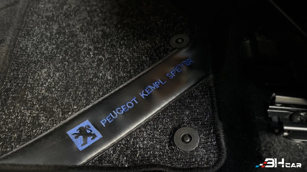 Peugeot 207 - photo 29
