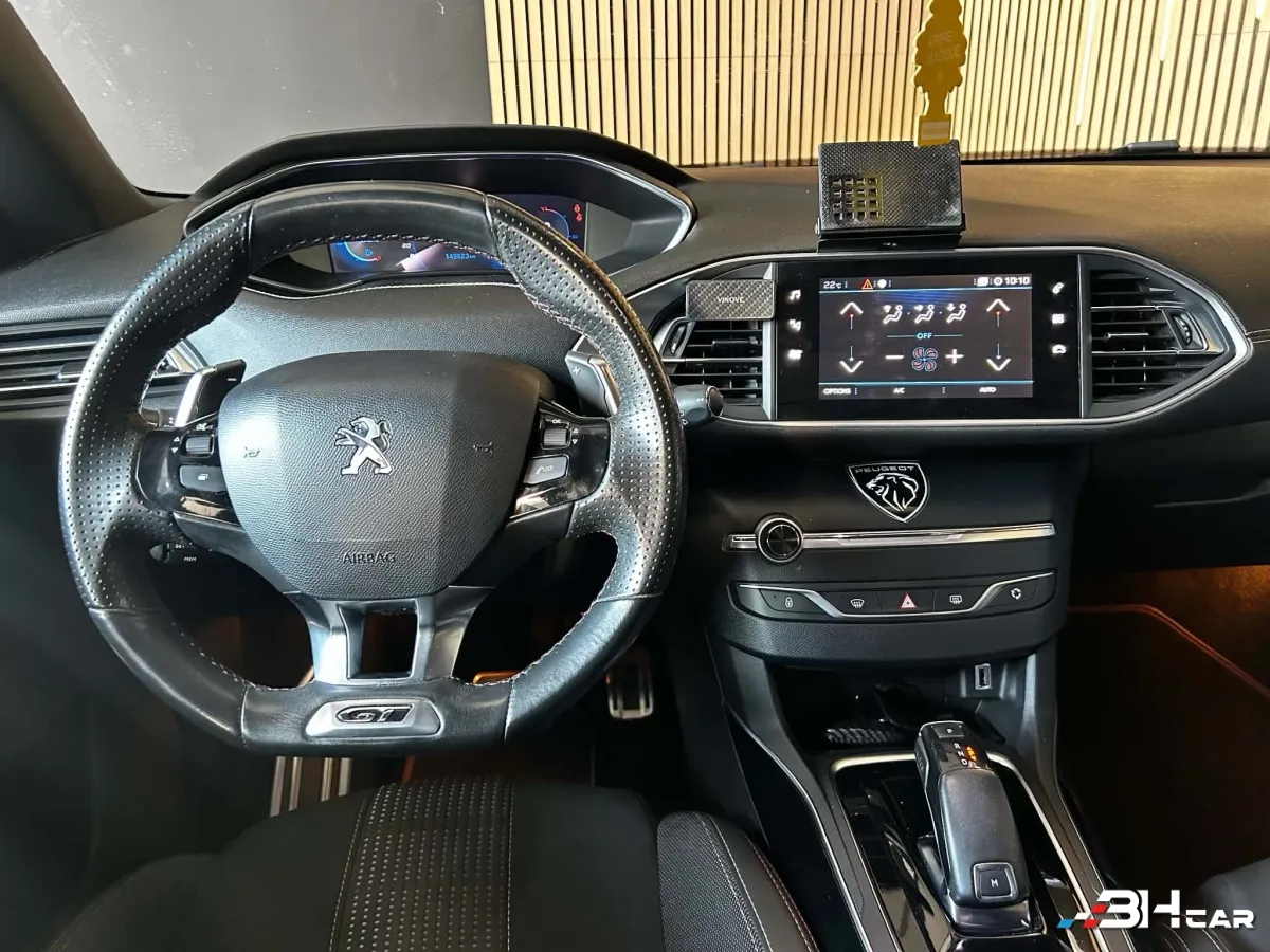 Peugeot 308 - photo 10