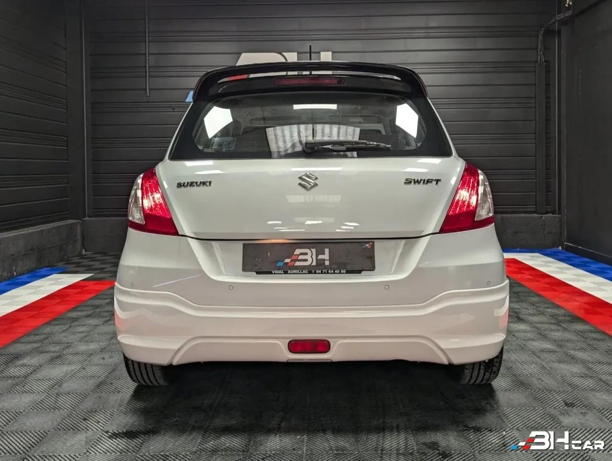 Aperçu indisponible de Suzuki Swift