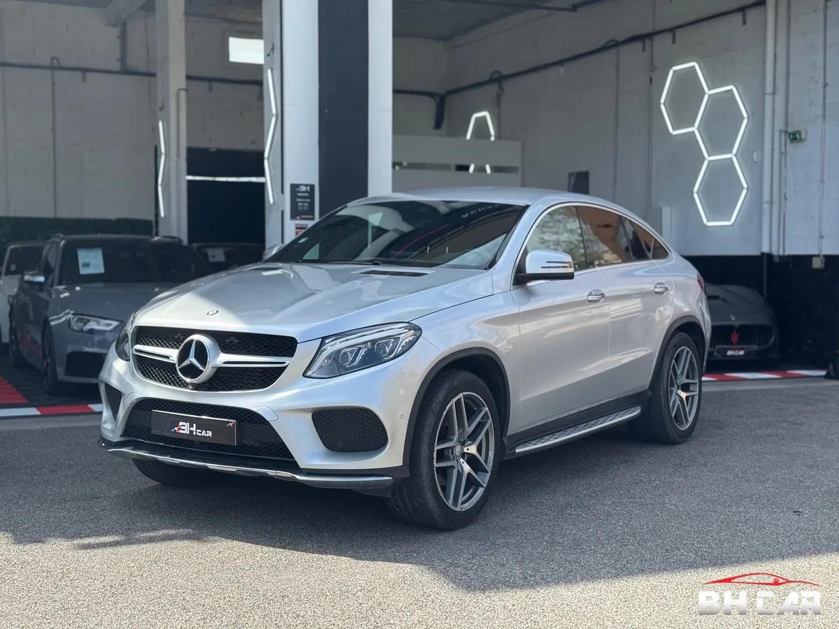 Image: Mercedes-Benz GLE Coupé 350d AMG 3.0 V6 4MATIC 9G-TRONIC 258cv / ATTELAGE / CAMERA