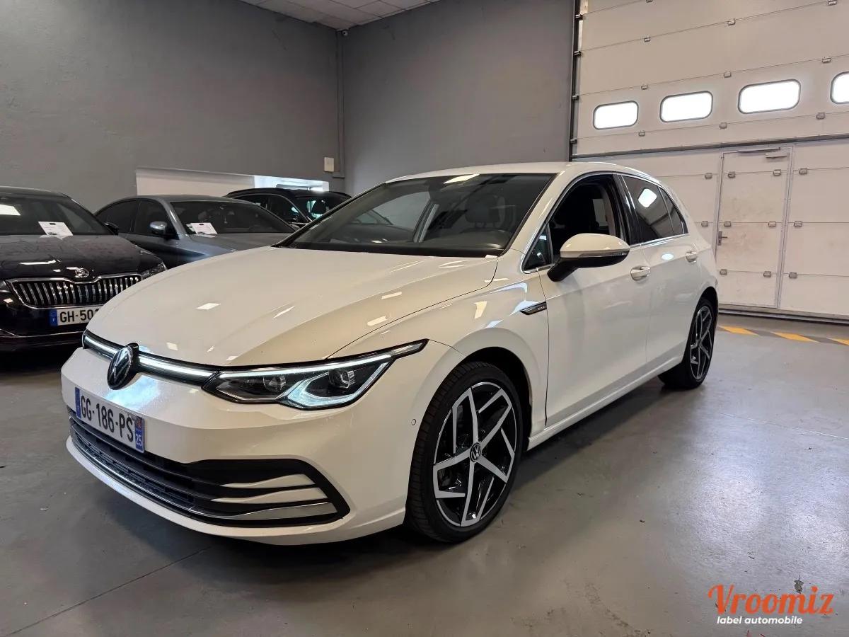 Volkswagen GOLF 8