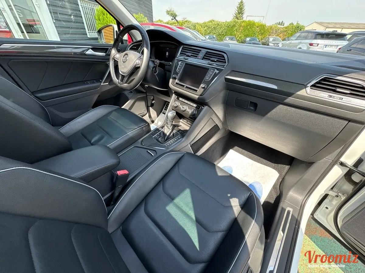 Volkswagen Tiguan 2.0 TDI 150 BLUEMOTION CARAT EXCLUSIVE DSG BVA
