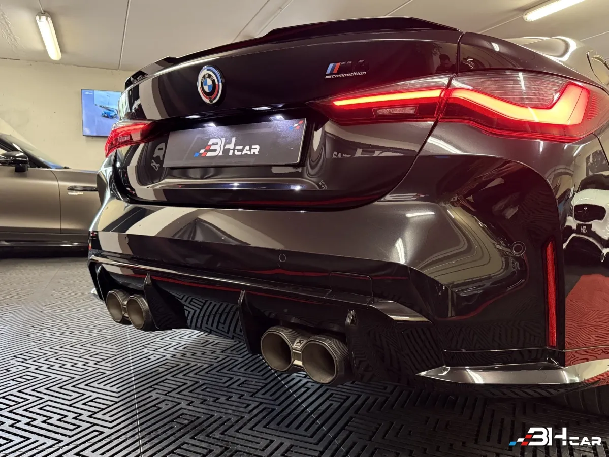 Bmw M4 - photo 11