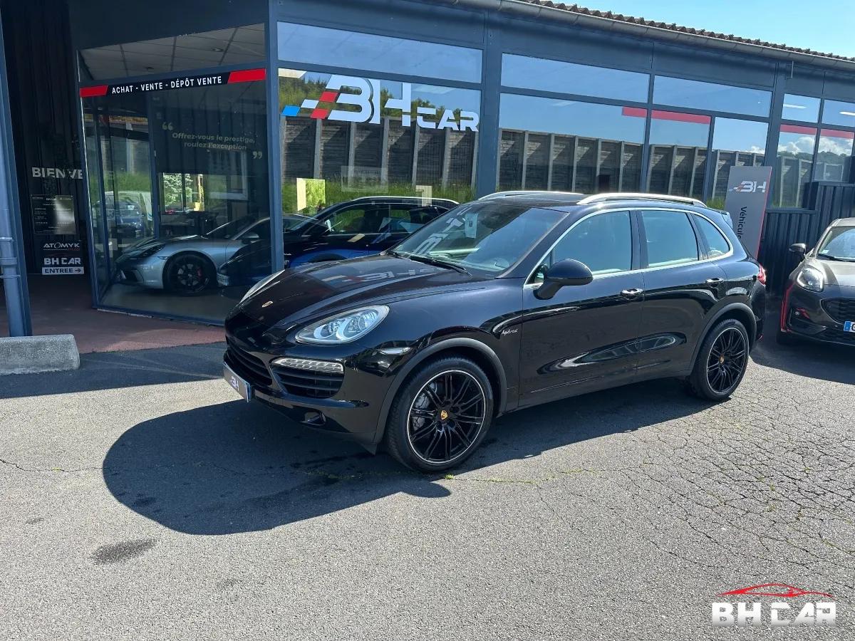 Image: Porsche Cayenne S Hybrid 3.0 V6 24V 333/380 ch