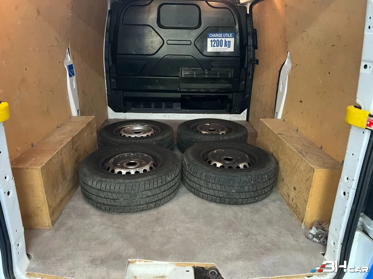 Ford Transit Custom Vu - photo 15