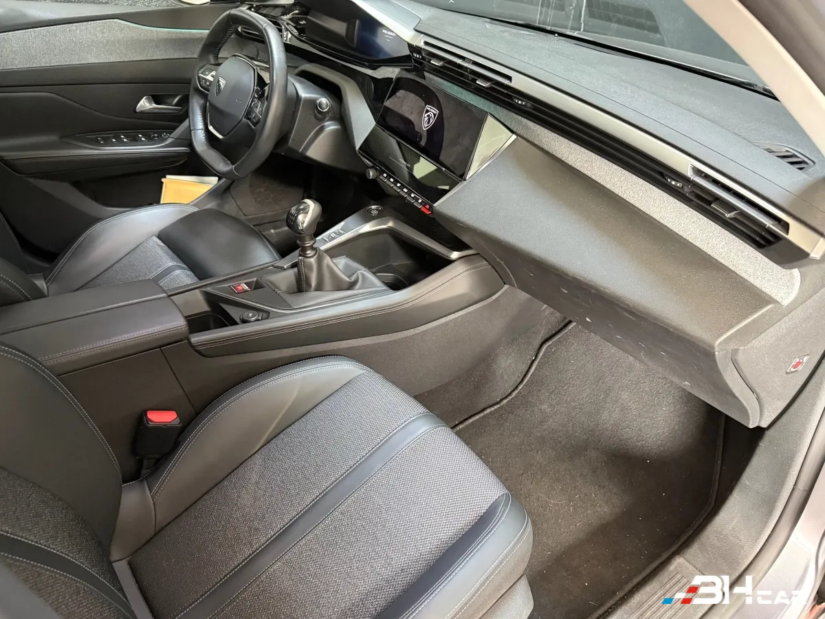 Peugeot 308 - photo 23