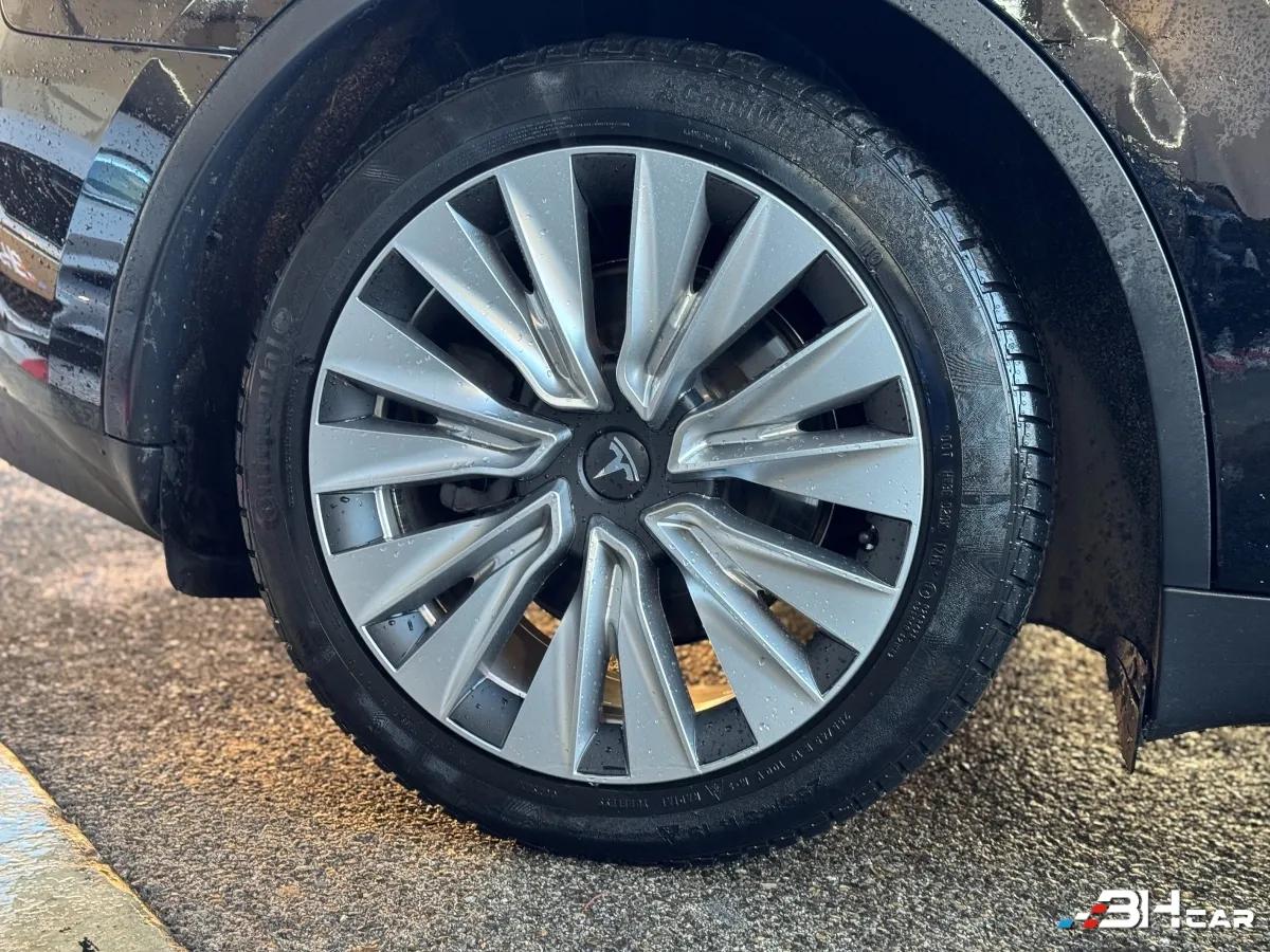 Aperçu indisponible de Tesla Model-y