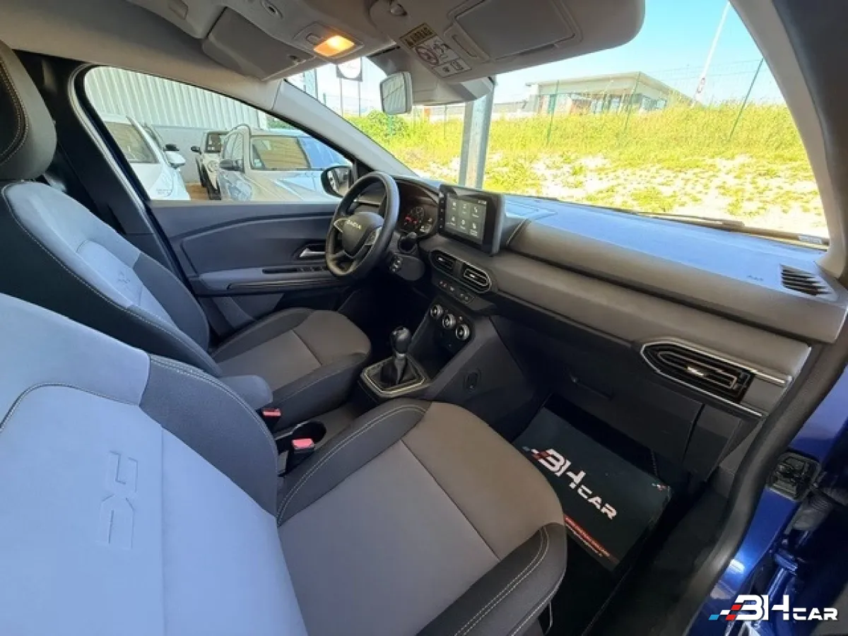 Dacia Sandero - photo 17