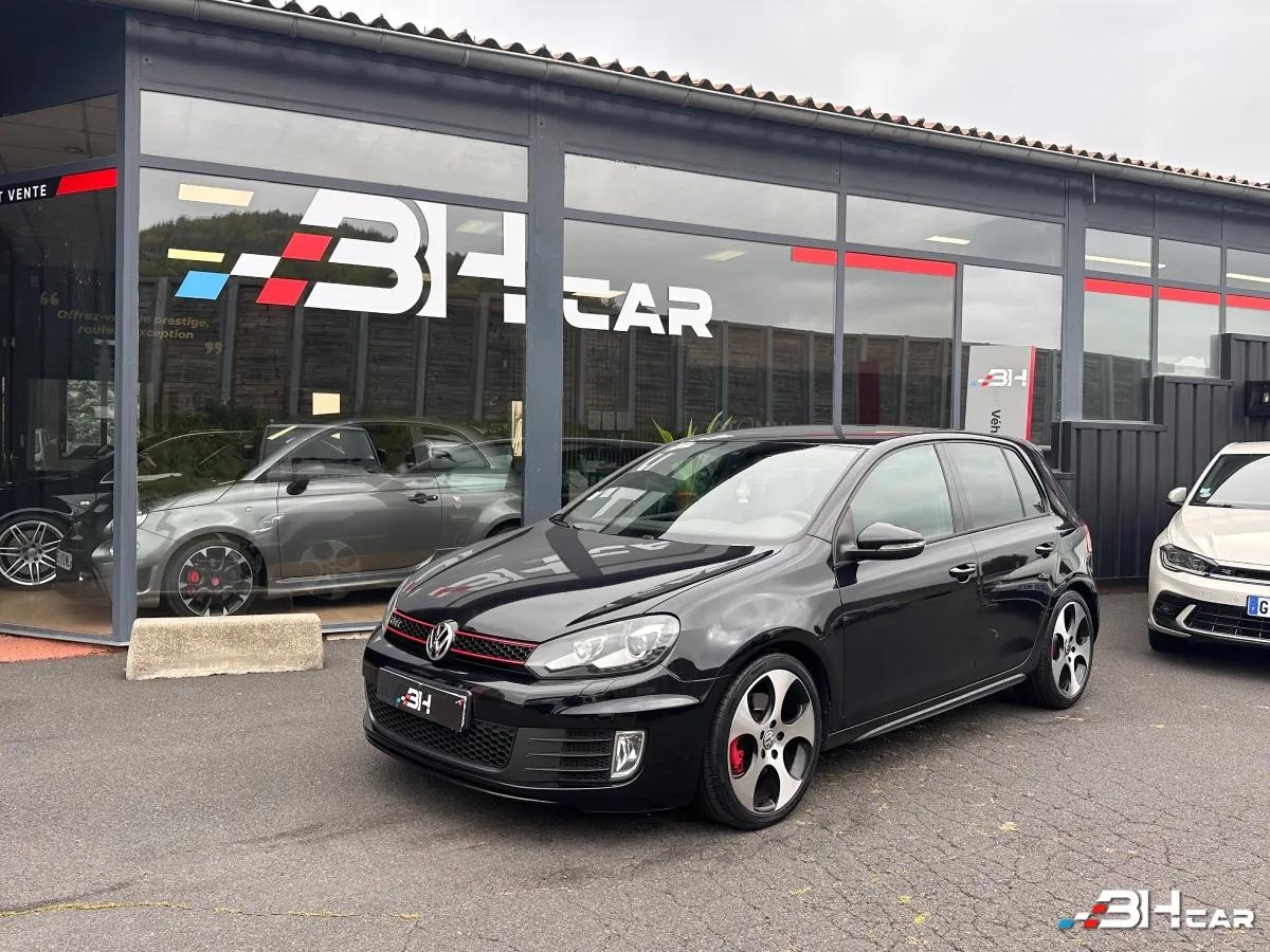 Image: Volkswagen Golf 2.0 TSI 210 GTI DSG BVA