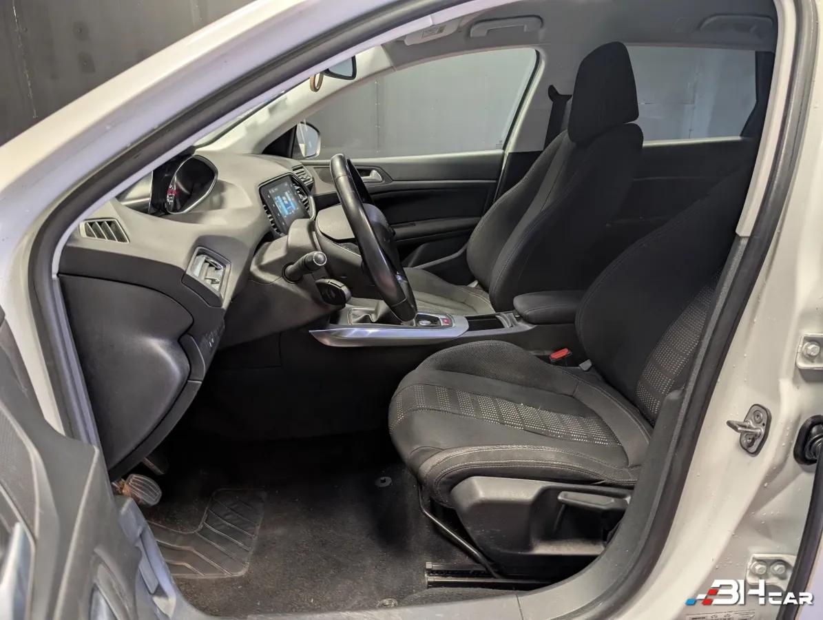 Aperçu indisponible de Peugeot 308