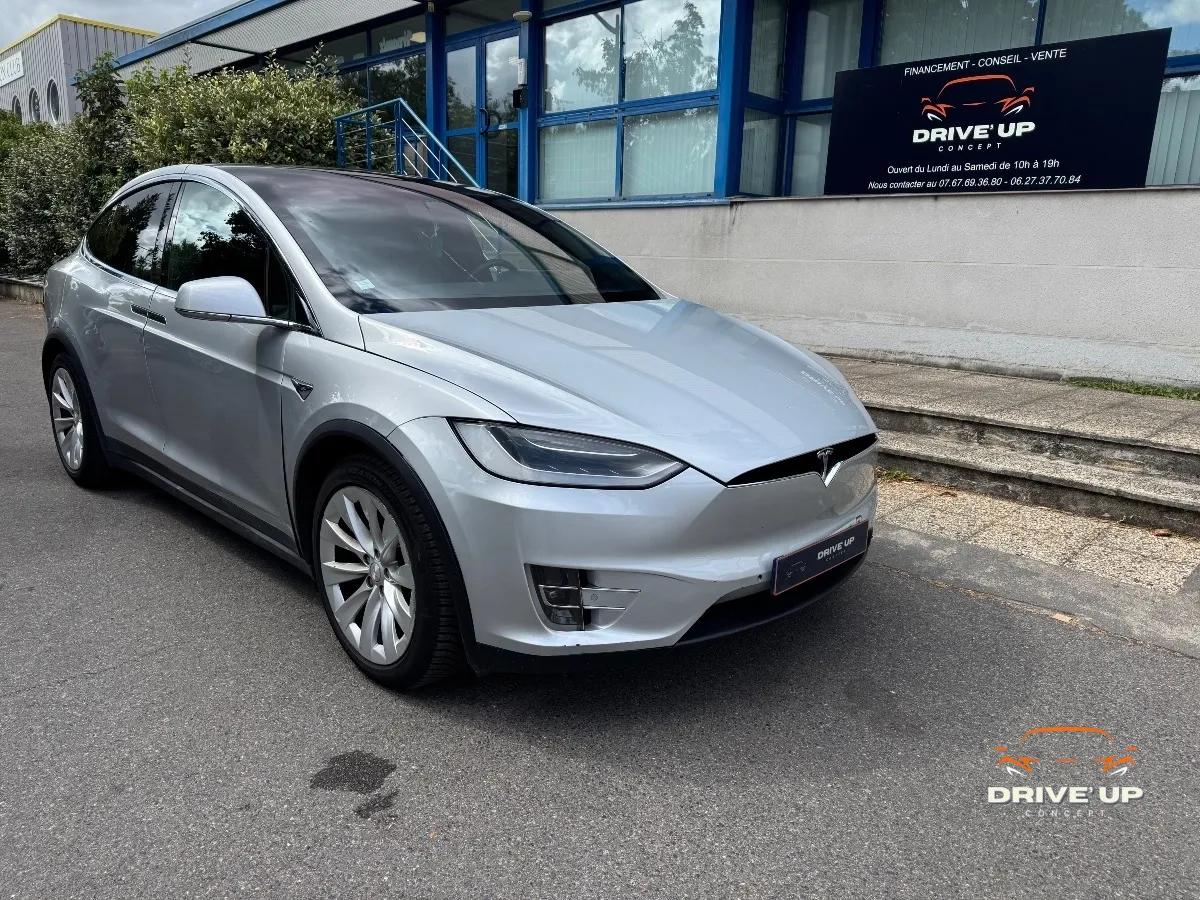 Tesla Model-x