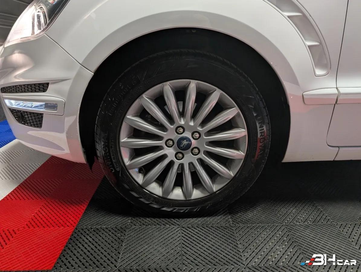 Aperçu indisponible de Ford S-max