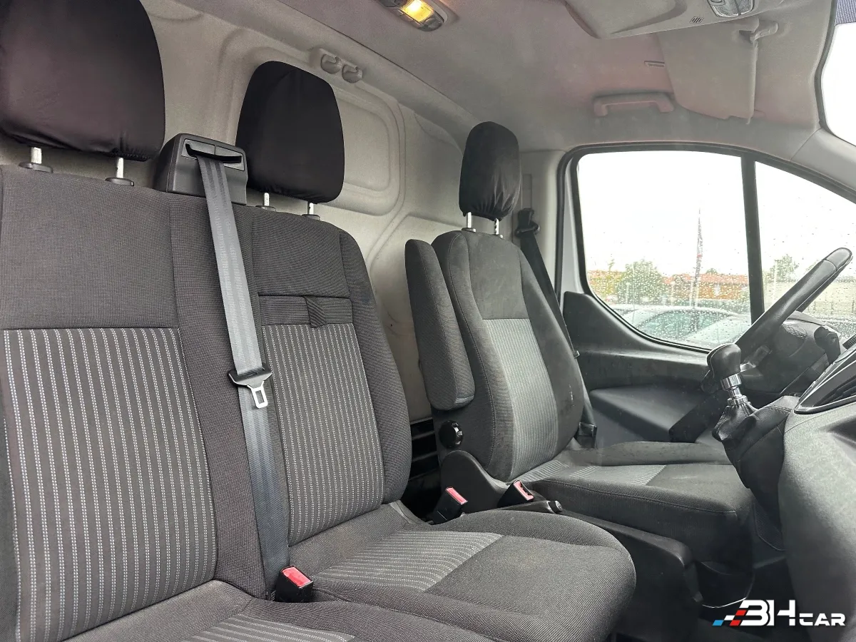 Ford Transit Custom Vu - photo 9