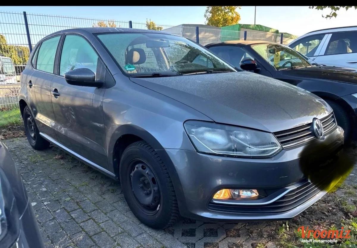 VOLKSWAGEN POLO COMFORTLINE