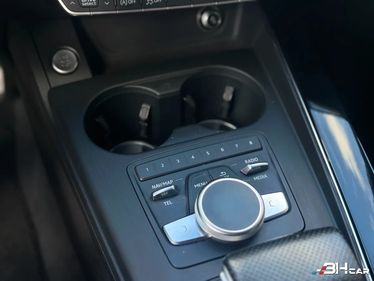 Audi A4 - photo 23